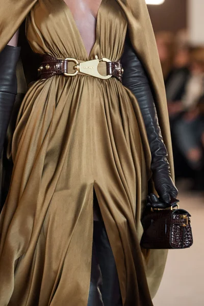 Look 166